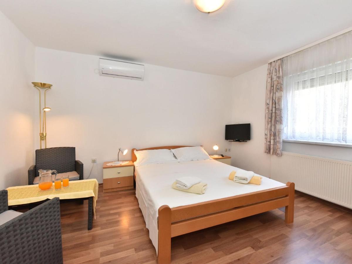 Traditional Apartment In Zadar With Garden Luaran gambar